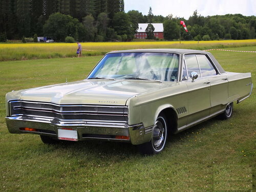 Chrysler 300 1967 - 1968