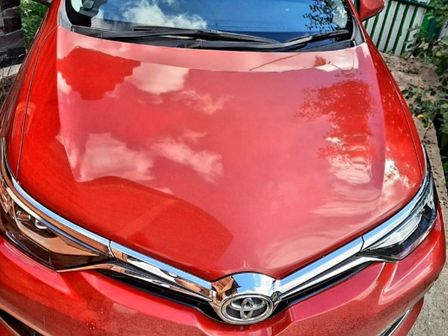 Toyota Auris 2016 - отзыв владельца