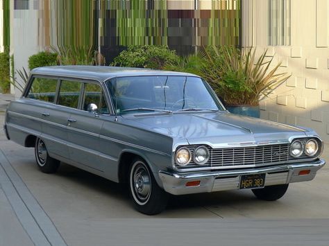 Chevrolet Impala 
10.1963 - 09.1964
