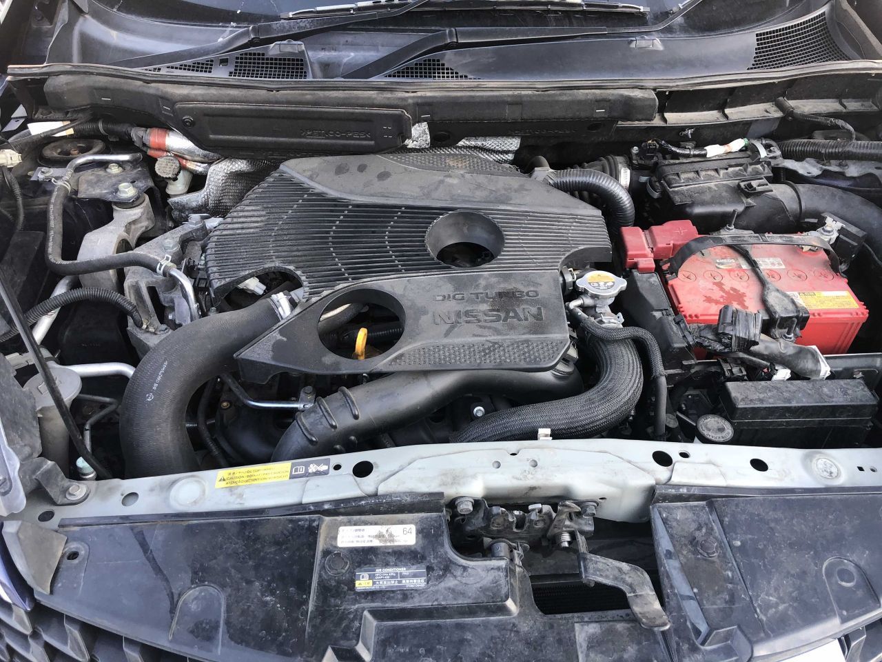   2016 16   NISSAN JUKE 16GT Four   4  70  SUV 