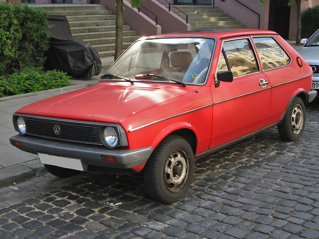 Volkswagen Polo рестайлинг 1979, 1980, 1981, хэтчбек 3 дв., 1 поколение,  Mk1F технические характеристики и комплектации
