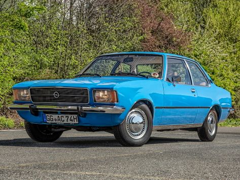 Opel Rekord (D)
12.1971 - 09.1977