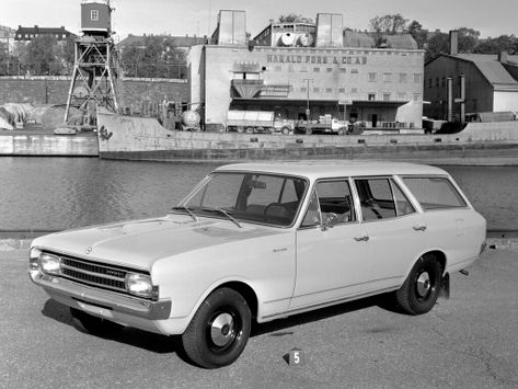Opel Rekord (C)
08.1966 - 11.1971