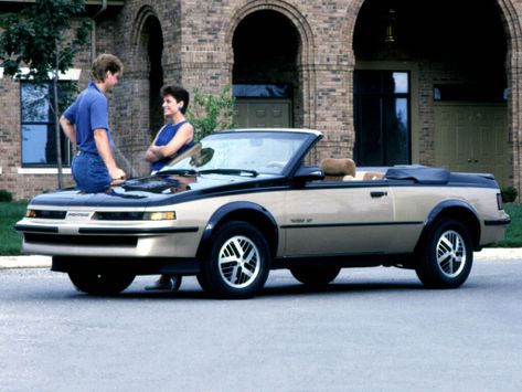 Pontiac Sunbird 
12.1982 - 03.1988