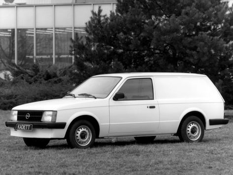 Opel Kadett (D)
09.1983 - 07.1984