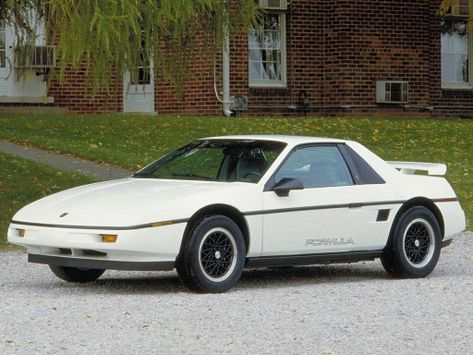 Pontiac Fiero 
07.1987 - 08.1988