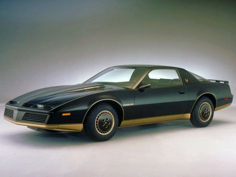 Pontiac Firebird 
01.1982 - 10.1985