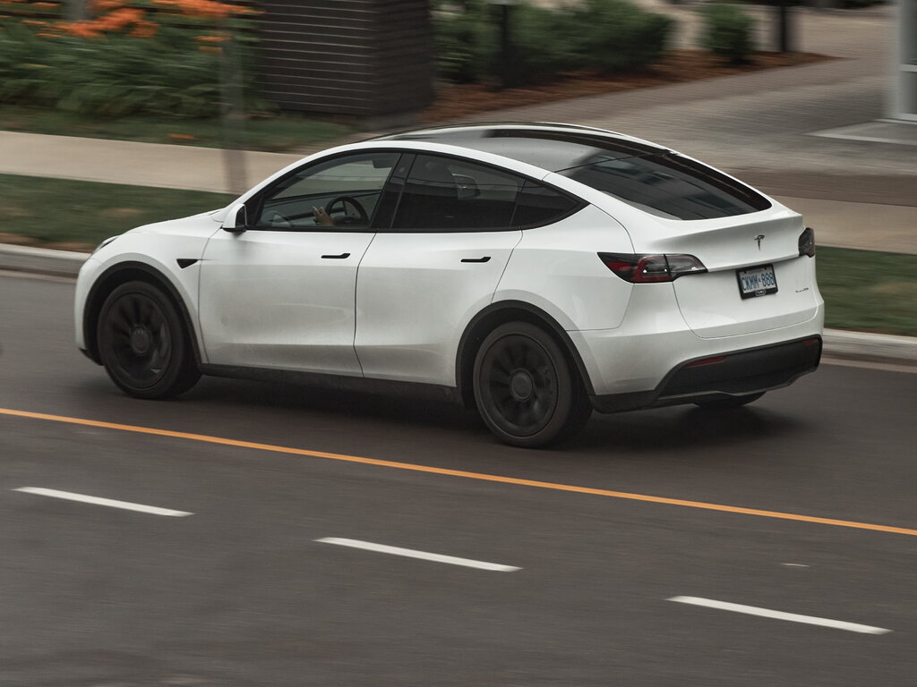 Tesla Model Y 2019 2020 2021 2022 2023 suv 5  1      