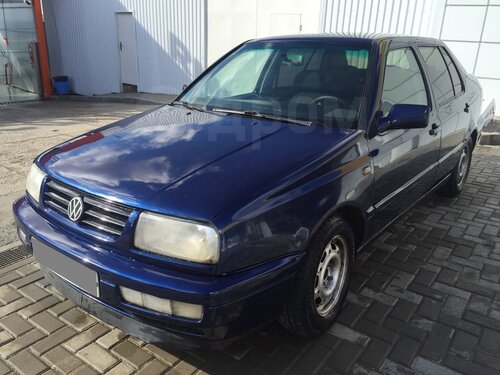 Volkswagen Vento 1995 - 1998
