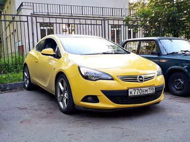 Opel Astra GTC, 2014