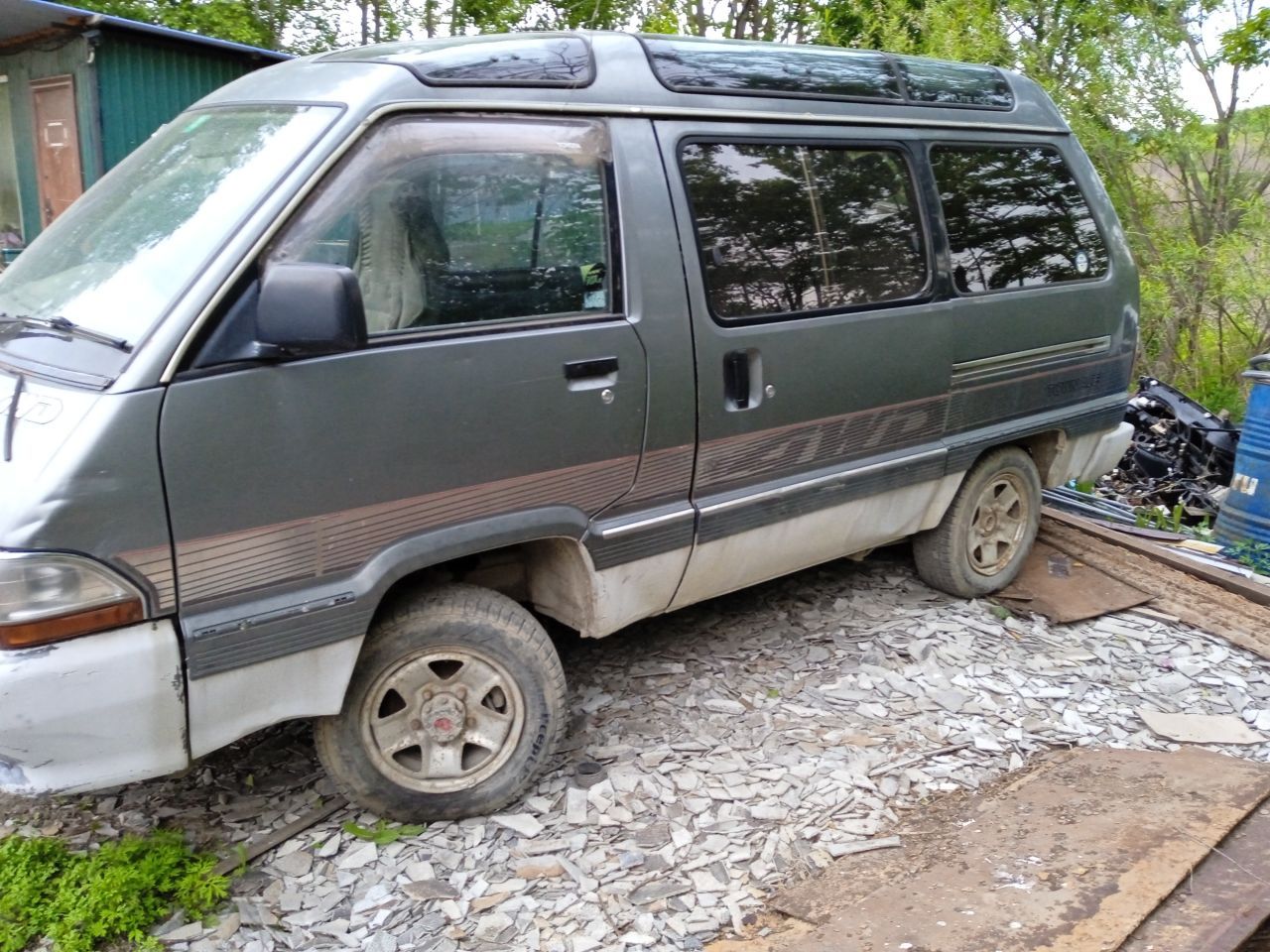 Toyota Town Ace 1990