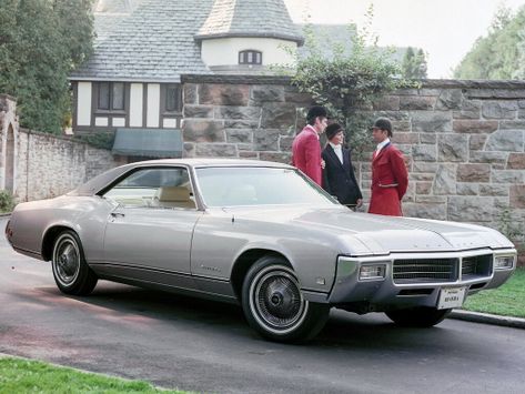 Buick Riviera 
10.1968 - 09.1969