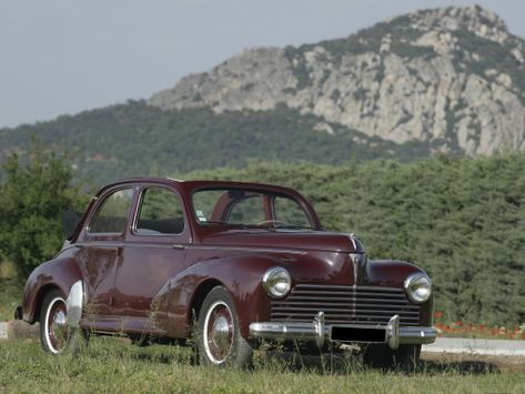 Peugeot 203 
10.1949 - 02.1954