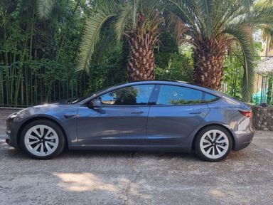 Tesla Model 3 2021 отзыв автора | Дата публикации 07.08.2022.