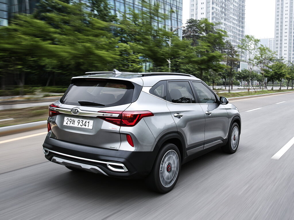 KIA объявляет цены и комплектации нового компактного кроссовера Seltos
