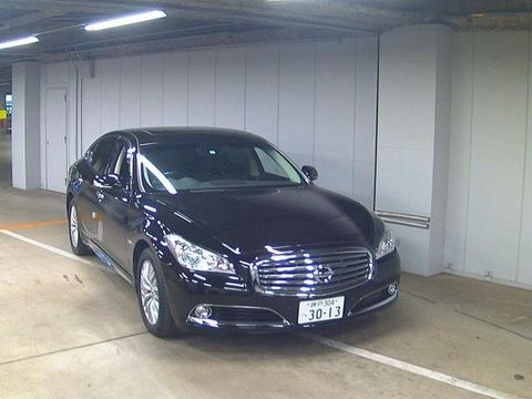 Nissan cima 2022