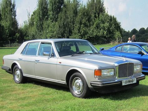 Bentley Eight 
03.1984 - 06.1988