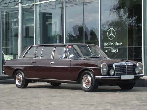 Mercedes-Benz W114 1968 - 1976