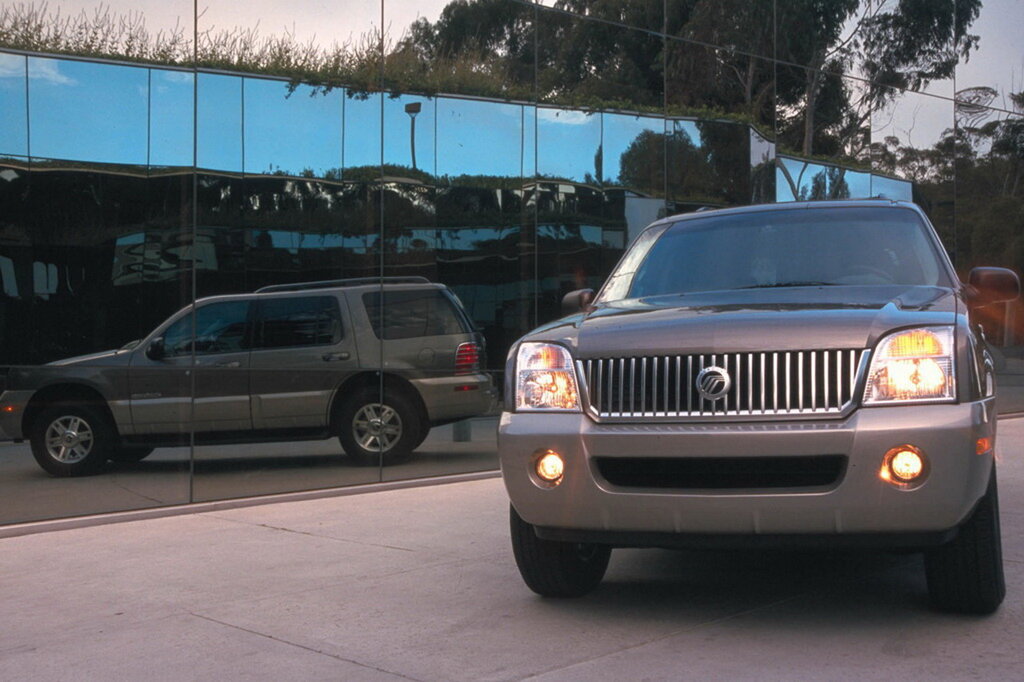 Mercury Mountaineer 2010