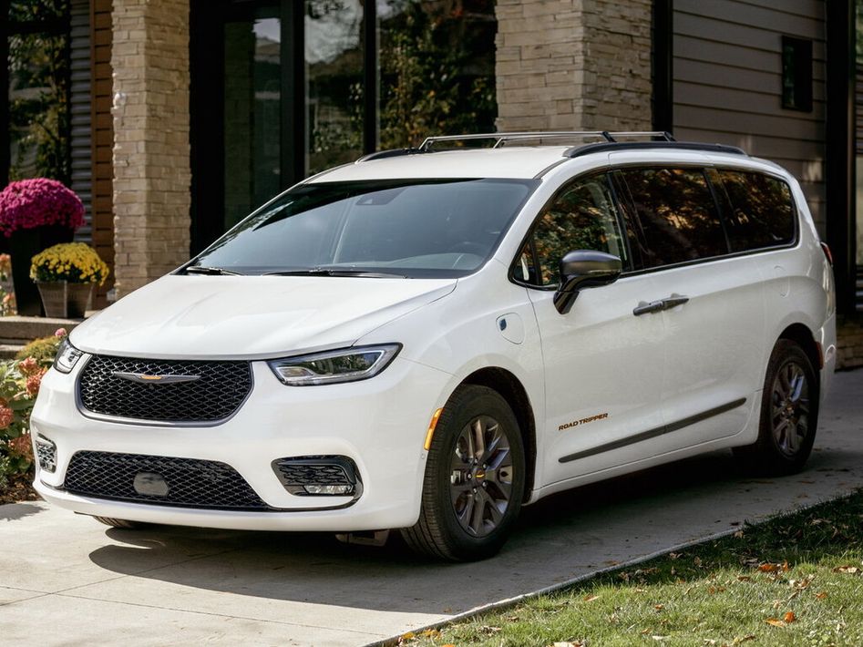 Крайслер Пацифика технические характеристики. Chrysler Pacifica ...
