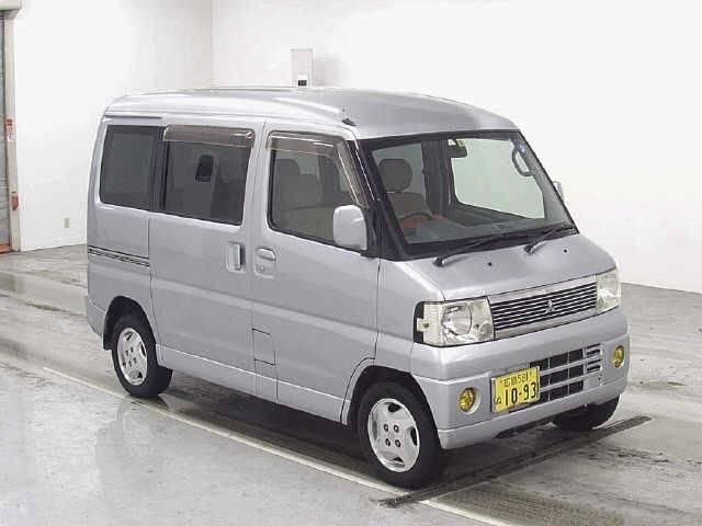 Nissan Clipper 71