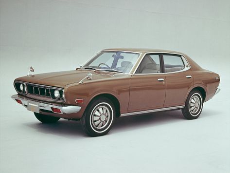Nissan Bluebird (610)
08.1971 - 07.1973