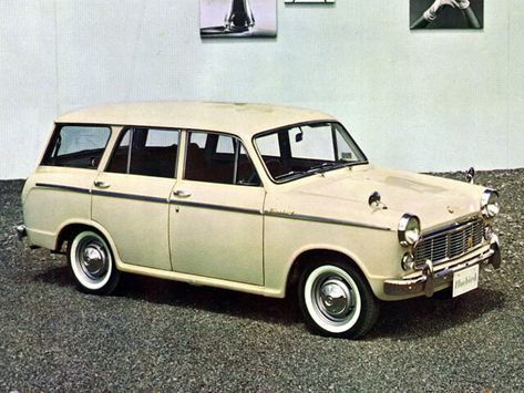 Nissan Bluebird (310)
07.1960 - 07.1961