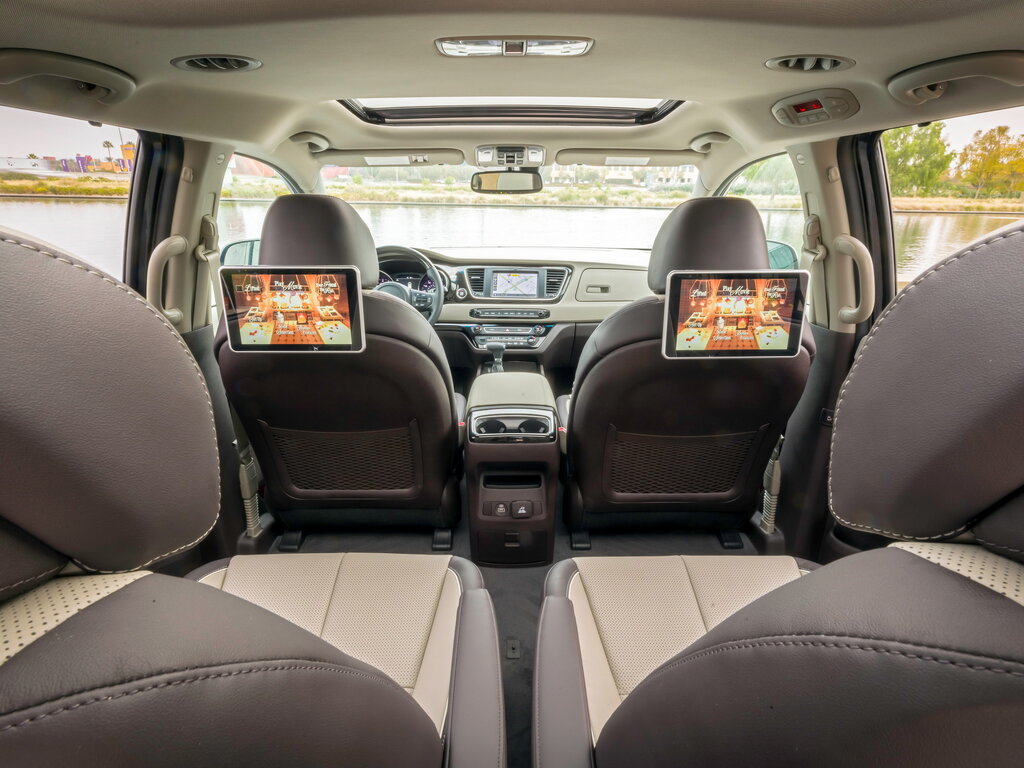 Kia carnival фото салона