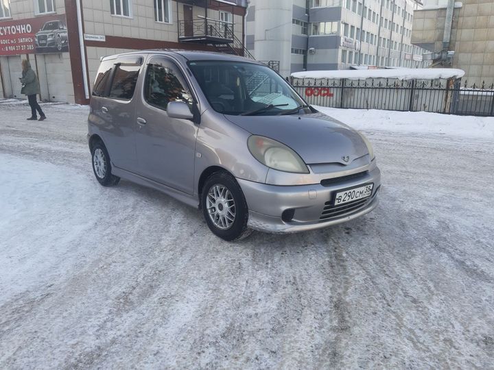 Toyota Funcargo Funcargo на разварках