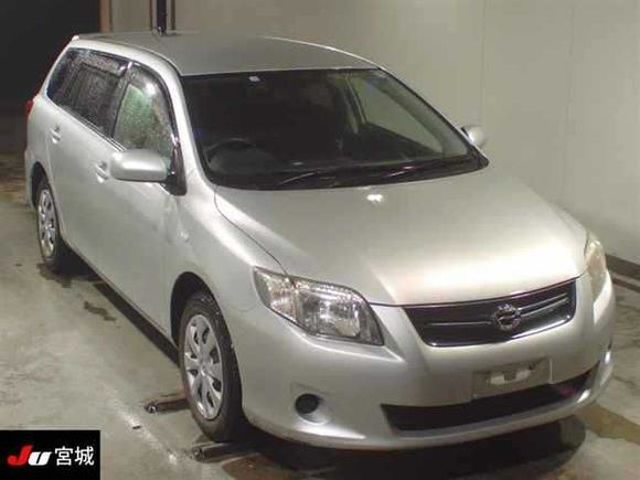 Toyota Corolla Fielder 2011