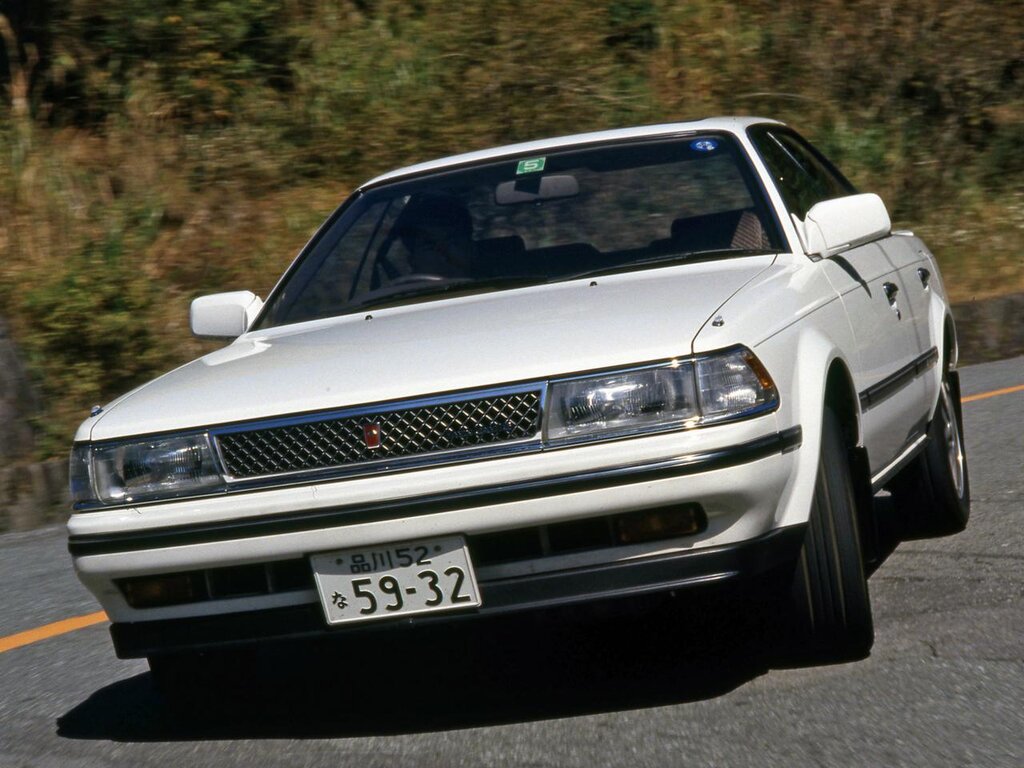 Toyota Carina ed 1985