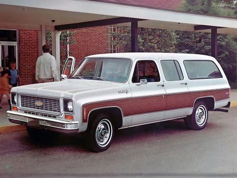 Chevrolet Suburban 
05.1972 - 06.1982