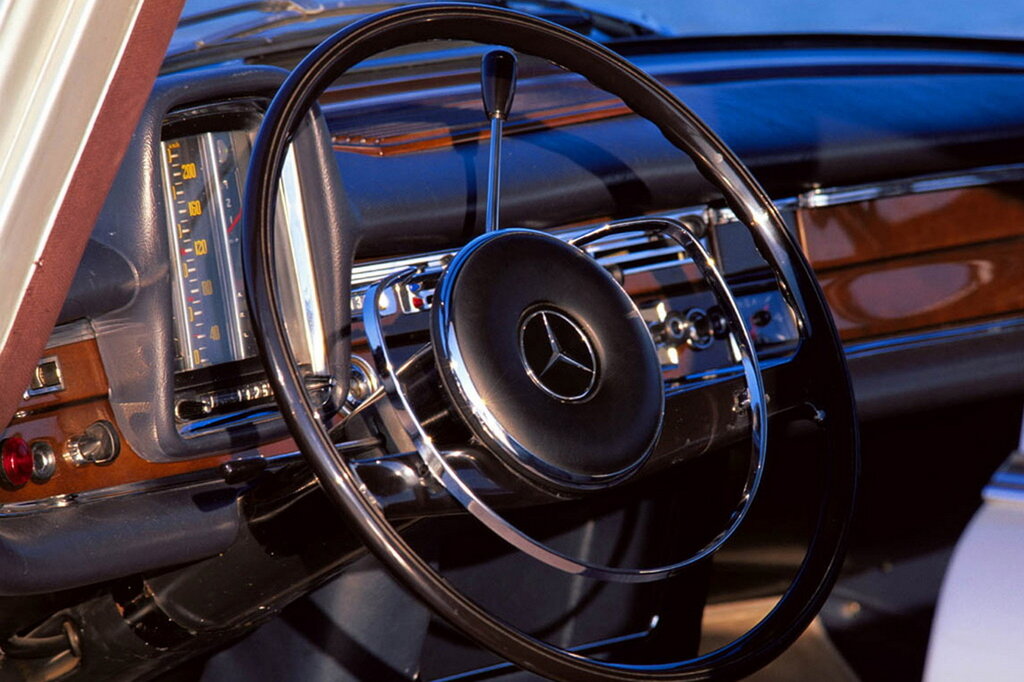 Mercedes-Benz W111 1959 1960 1961 1962 1963 седан 1 поколение  технические характеристики и комплектации