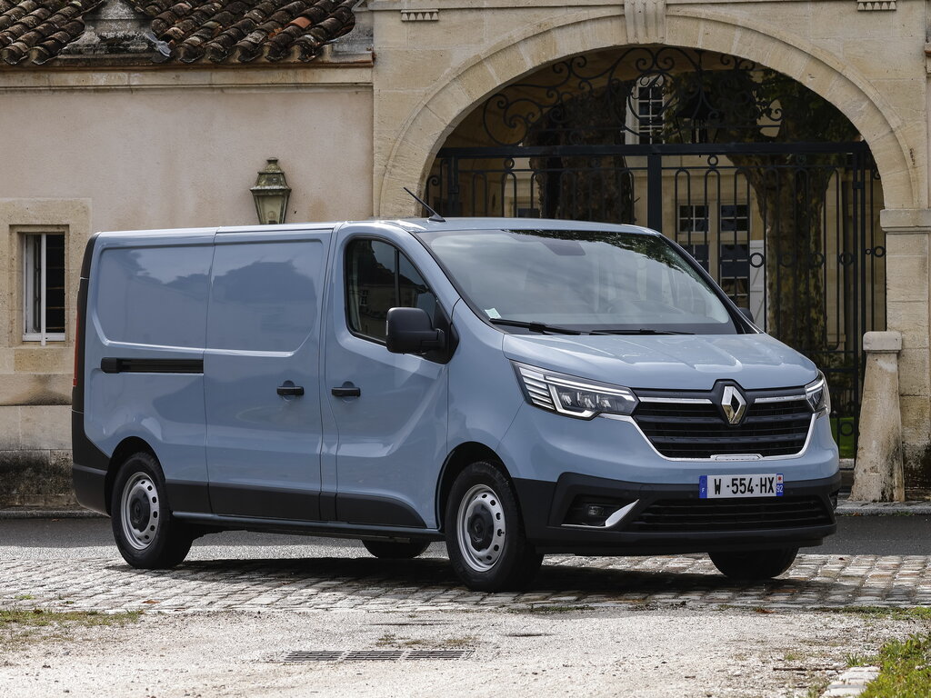 Renault Trafic 2-  2021 2022 2023 2024    3     