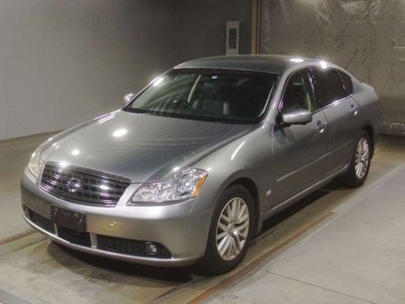 Nissan Fuga 2004