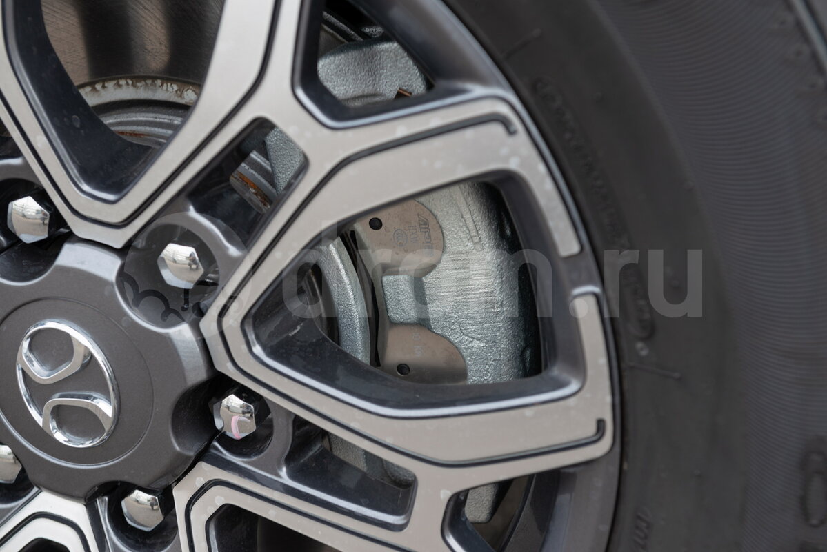 BAIC BJ40 2.0T AT AWD Flagship (2023) (08.2023 - 12.2024) - технические ...