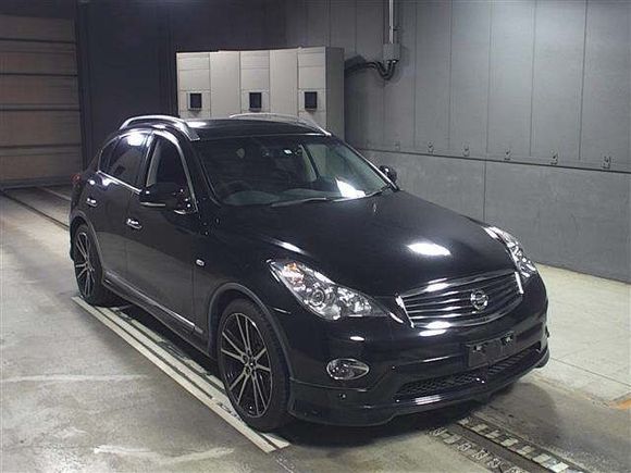 Nissan Skyline Crossover 2010