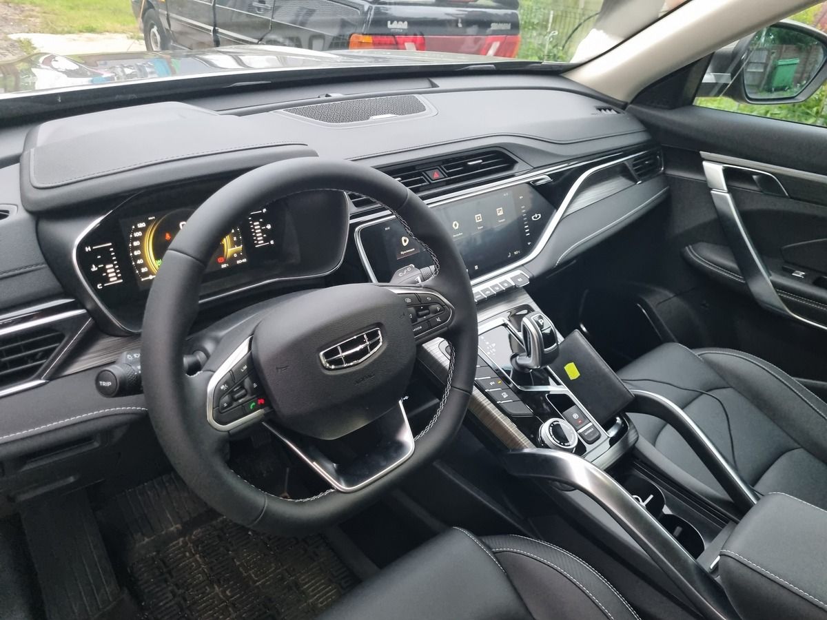    2023             80   SUV 