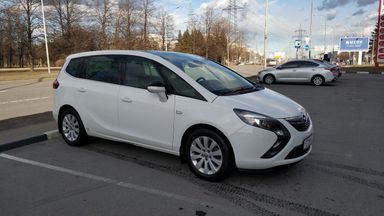 Opel Zafira 2014   |   22.11.2023.
