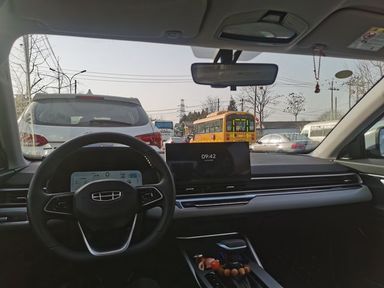Geely Emgrand, 2023