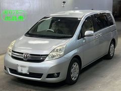 Toyota Isis ZGM11G, 2012