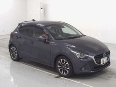 Mazda Demio DJ5FS, 2016