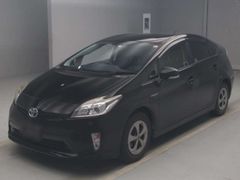 Toyota Prius ZVW30, 2015