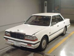Nissan Gloria Y30, 1986