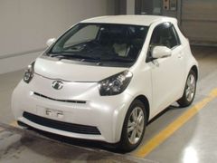Toyota iQ NGJ10, 2011
