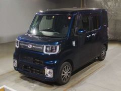 Toyota Pixis Mega LA700A, 2021