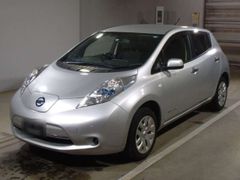 Nissan Leaf AZE0, 2013