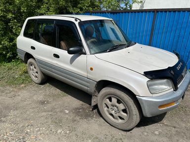 Toyota RAV4, 1996