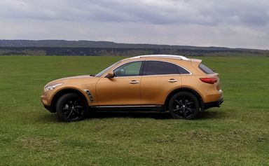 Infiniti FX37, 2011