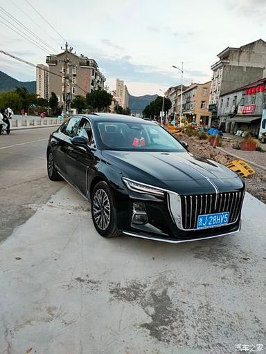 Hongqi H5, 2024